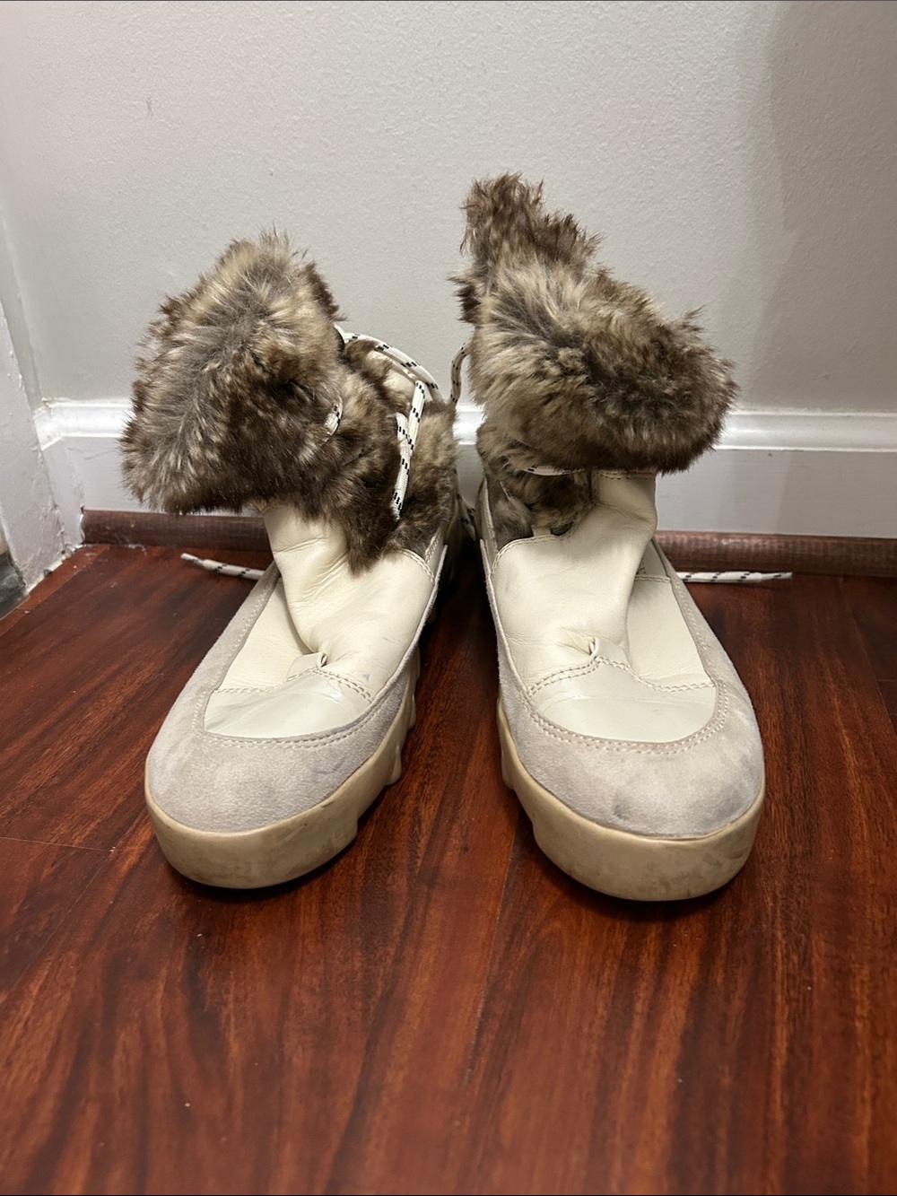 Joe's Jeans Cream Faux-Fur Lace-Up Ankle Boots